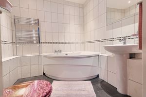 Photo 23- click for photo gallery